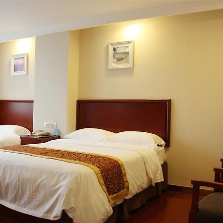 Greentree Inn Shandong Jining Railway Station Express Hotel Екстер'єр фото