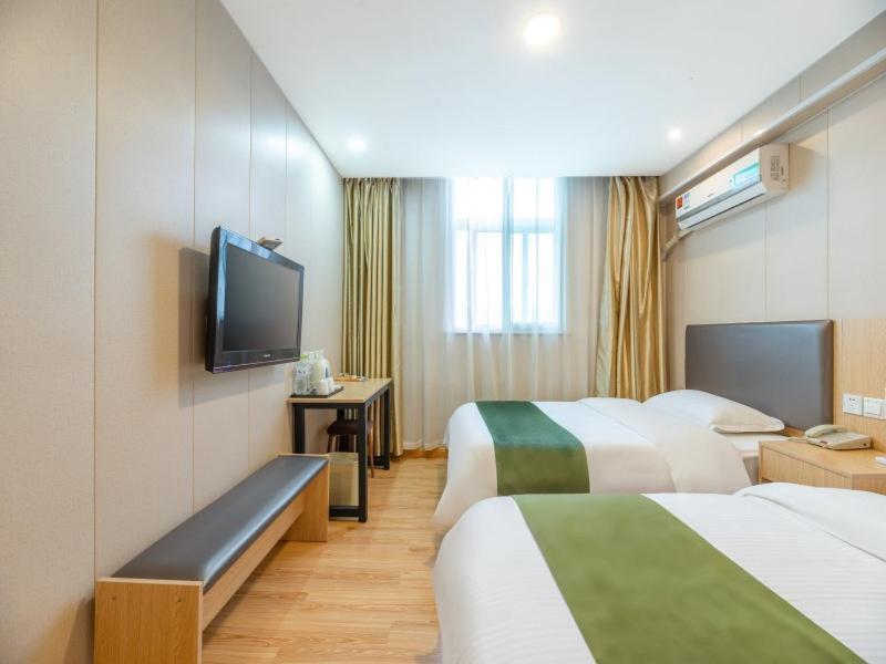 Greentree Inn Shandong Jining Railway Station Express Hotel Екстер'єр фото