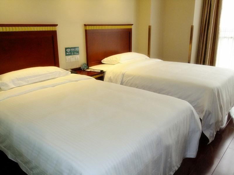 Greentree Inn Shandong Jining Railway Station Express Hotel Екстер'єр фото